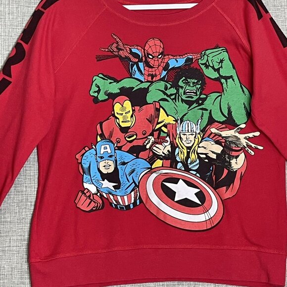 Marvel Shirt Womens XXL Red Off Shoulder Character Top Hulk Captain America Spid - Picture 4 of 12